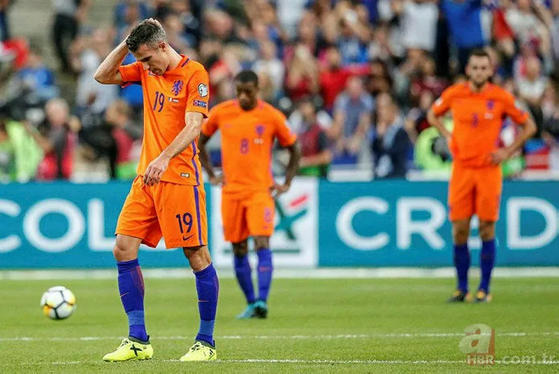 Robin van Persie ile ilgili şok iddia 4