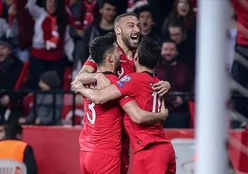 Futbolda milli mesai başlıyor