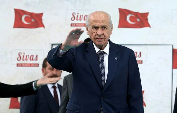 mhp-lideri-devlet-bahceli-sivasta-aciklamalarda-bulundu-milletle-alay-etme-noktali-siyaset-olmaz-1684857507967.jpg