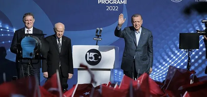 Başkan Erdoğan: Sinsi oyun yerle yeksan oldu!