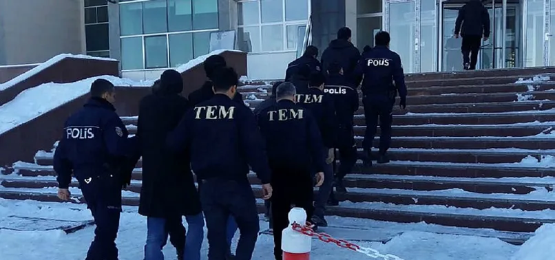 Osmaniye'de "gaybubet evi" operasyonu!