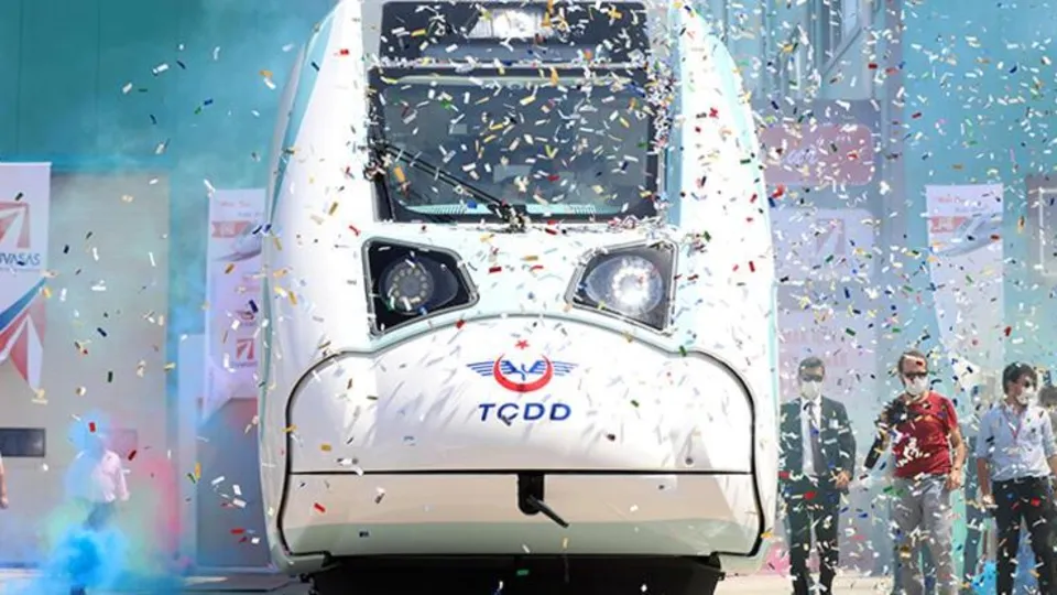 Milli Elektrikli Tren gelecek yıl raylarda!