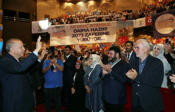 baskan-erdogandan-altili-masaya-sert-tepki-7-ortak-hdpkk-8-ortak-feto-1662145123858.jpg Başkan Erdoğan'dan altılı masaya sert tepki: 7. ortak HDPKK 8. ortak FETÖ - 2