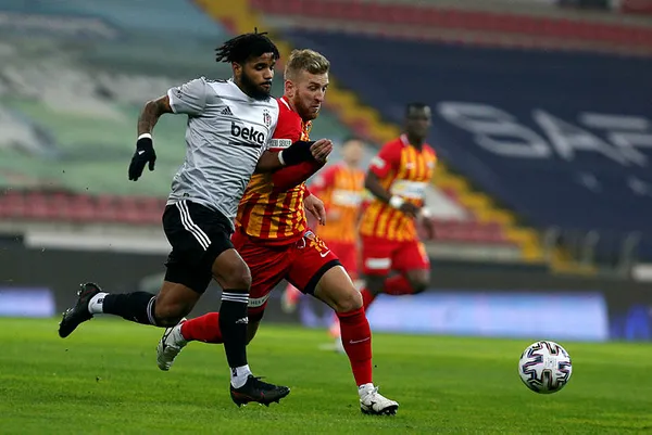 Zirvenin yeni sahibi Beşiktaş! Kartal Kayseri deplasmanında güldü