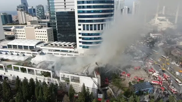 METROCITY YANGIN SON DAKİKA: Metrocity AVM’de neden yangın çıktı? Söndürüldü mü? Levent’te AVM yangını son durum ne: Yaralı var mı?