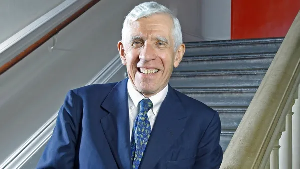 İngiltere Eski Dışişleri Bakanı Jack Straw’dan yıllar sonra Kıbrıs itirafı geldi! Politico’da yazdı: İkiyüzlülük