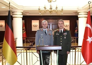 Genelkurmay Başkanı Orgeneral Akar'a ziyaret