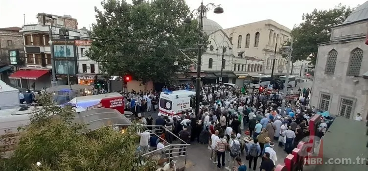Ayasofya Camii heyecanı sabah kadar uyutmadı! Binlerce kişi toplandı 8