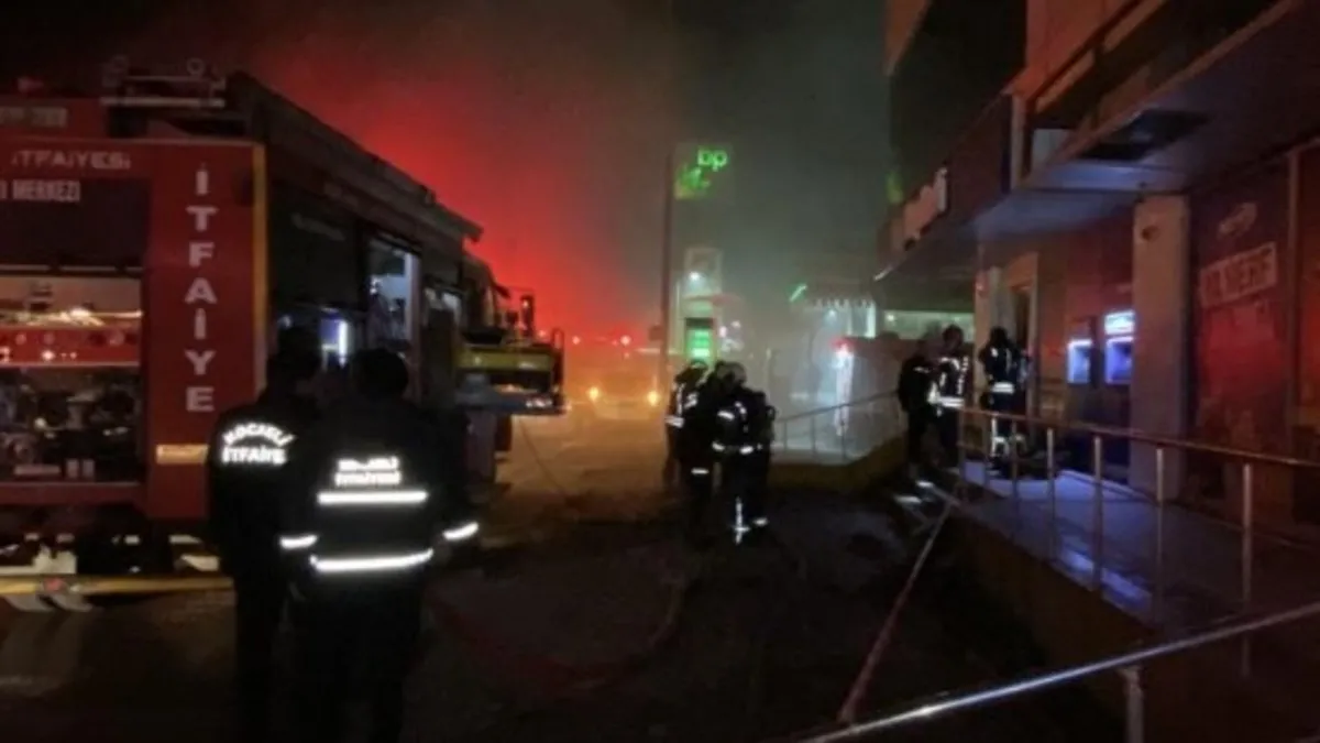 Kocaeli'de banka şubesinde yangın paniği!
