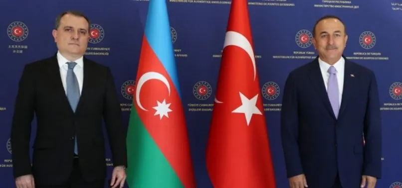 Dışişleri Bakanı Çavuşoğlu Azerbaycanlı mevkidaşı Bayramov ile Ermenistan'ın saldırısı hakkında görüştü