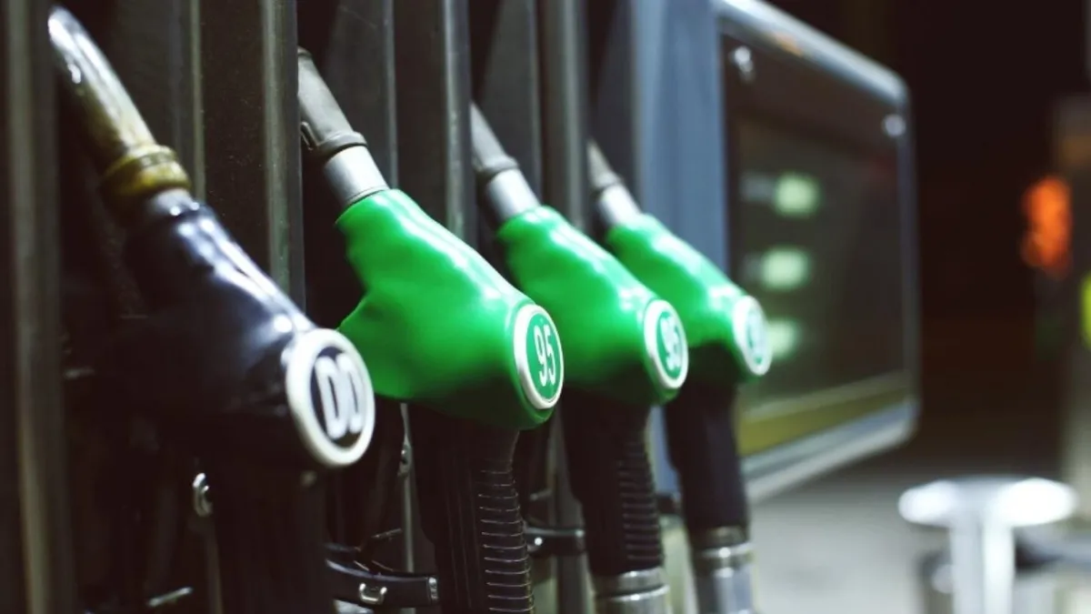 Benzine gece yarısı zam geldi: İstanbul, Ankara ve İzmir’de güncel akaryakıt fiyatları ne kadar oldu?