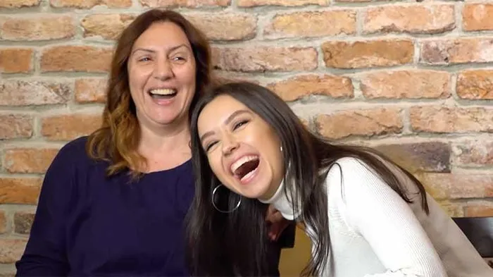 Tuğba Yurt’un kafasına tabela düştü! Canlı yayında kriz - 1