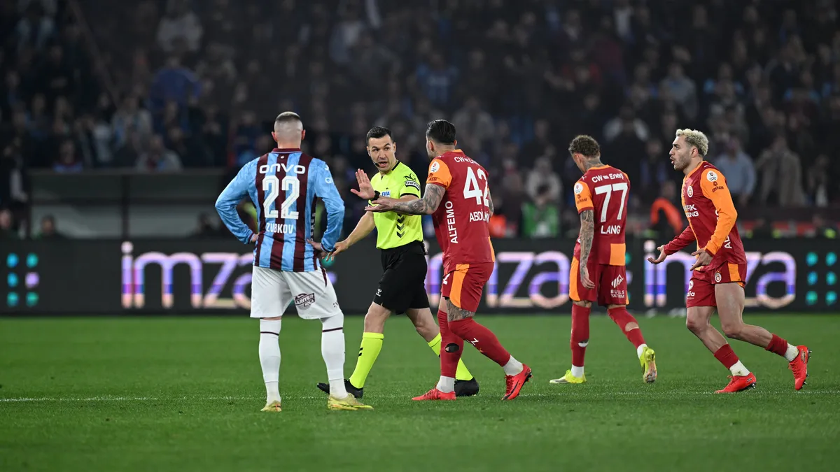 Galatasaray galibiyeti sonrası Trabzonspor'dan olay gönderme: Bu şehir bazen de ağlatır