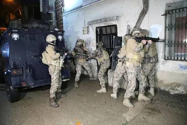 1646629148692.jpeg DEAŞ arşivi ele geçirildi! 3 bin örgüt mensubu tespit edildi - 5