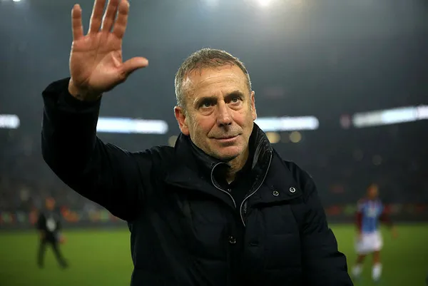 Abdullah Avcı’dan Fenerbahçe açıklaması: 22 maçı analizi ettik! Kasım ayı itibarıyla bekleyin mesajı vermiştim