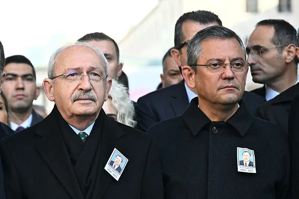 CHP aynı tas aynı hamam! Özgür Özel’in değişim söylemleri askıda kaldı