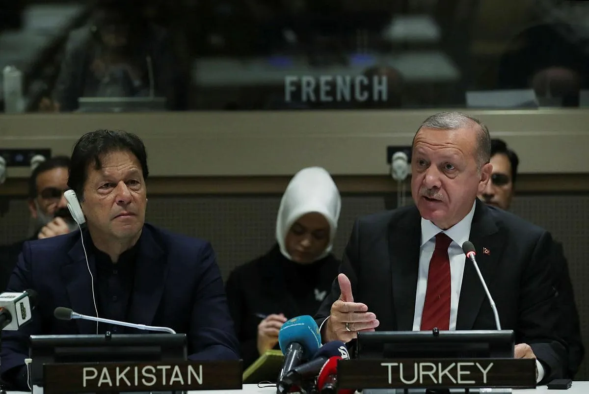 Pakistan Başbakanı İmran Han'dan Başkan Erdoğan'a Keşmir teşekkürü