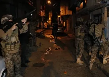 Adana'da DEAŞ operasyonu: 6 gözaltı