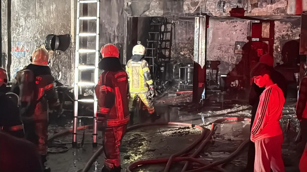 Diyarbakır’da oto tamir dükkanında yangın