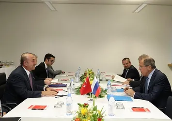 Lavrov ile Çavuşoğlu Bonn'da görüştüler