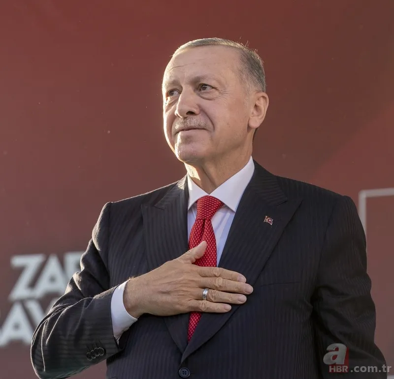 Türkiye Yüzyılı başladı! Başkan Erdoğan'dan yeni yıl mesajı: Daha nice hizmet ve proje ile milletimizin huzurunda olacağız 1