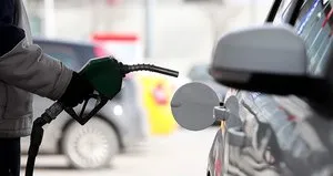Benzin ve motorine indirim geldi mi?