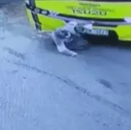 Aksarayda yürek yakan kaza! Zavallı yaşlı kadın otobüsün altında kaldı! Hastaneye gitmemek için diretince...