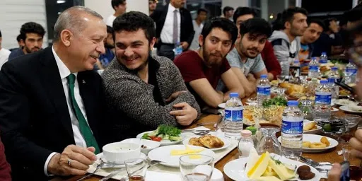 baskan-recep-tayyip-erdogandan-son-dakika-19-mayis-aciklamasi-inaniyorum-ki-genclerimiz-devraldiklari-bayragi-ileri-tasiyacak-1621359813730.jpg Başkan Recep Tayyip Erdoğan'dan son dakika 19 Mayıs açıklaması! "İnanıyorum ki gençlerimiz devraldıkları bayrağı ileri taşıyacak" - 2