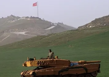 Son dakika: Hakkari'de 3 asker şehit oldu