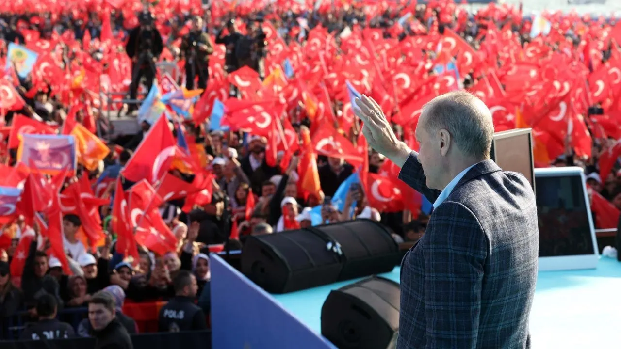 Seçimde başarıya götürecek 4 faktör! AK Parti'de 81 ilin fotoğrafı çekildi | İstanbul'da seçim kampanyasının ana teması belli oldu