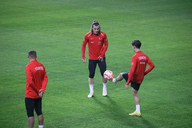 Türkiye İskoçya maçı canlı izle | TRT 1 YAYIN AKIŞI: Türkiye İskoçya maçı saat kaçta başlayacak? Şifreli mi, şifresiz mi?