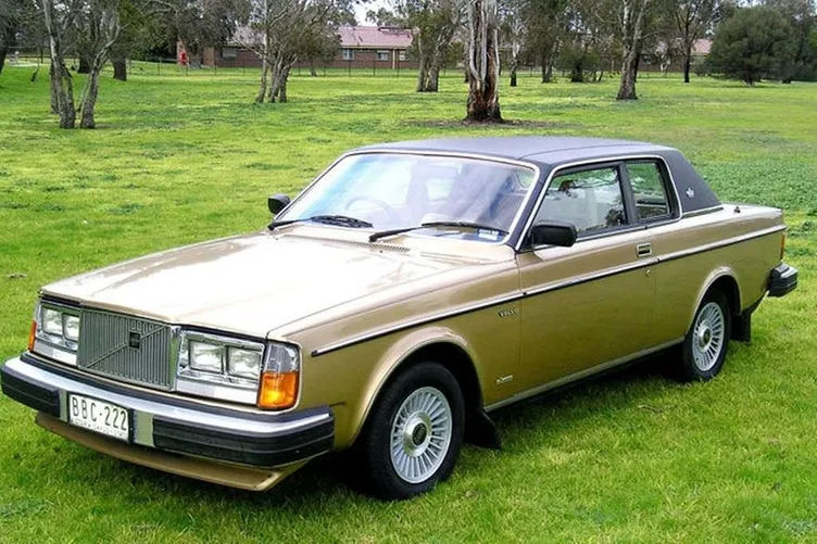 1977 Volvo 262C Bertone Coupe 1977-volvo-262c-bertone-coupe
