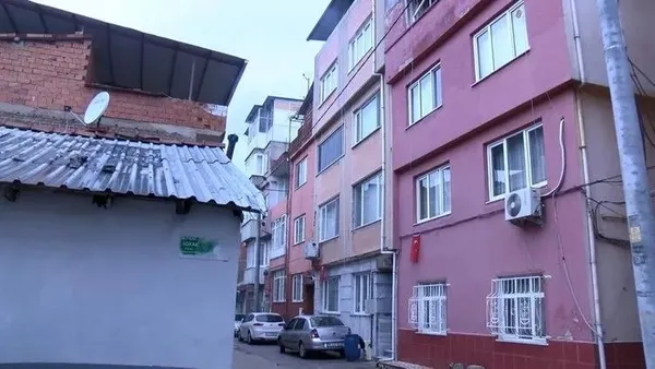 pansuman-yaptigi-sevgilisine-21-gun-cinsel-istismarda-bulundu-o-mesajla-kurtuldu-1702806449607.jpeg Bursa'da dehşete düşüren olay! Pansuman yaptığı sevgilisine 21 gün cinsel istismarda bulundu - 5