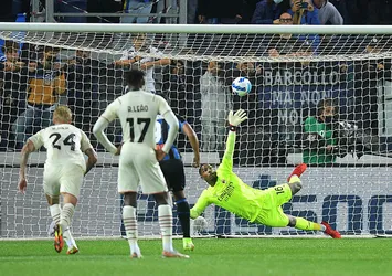 Serie A'da 5 gollü maç! Milan Atalanta'yı deplasmanda yendi