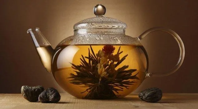 Yasemin çayını yeşil çay ile karıştırarak içerseniz...