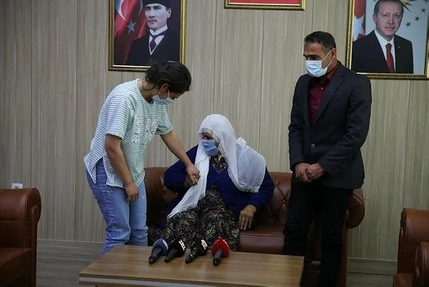 Son dakika: Mardin’de ikna çalışması sonucu teslim olan terörist ailesiyle buluşturuldu