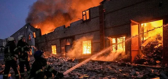 Rusya - Ukrayna savaşında 23. gün: Luhansk bölgesinin yüzde 90’ı ele geçirildi! Rus Bakan Lavrov’dan yaptırım açıklaması: Bu bir rekor