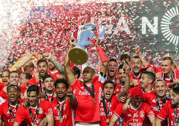 Portekiz'de şampiyon Benfica