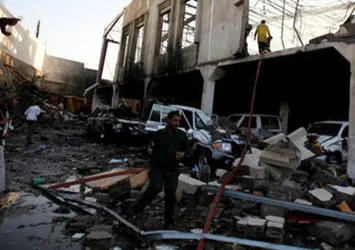 Yemen'de taziye evine hava saldırısı
