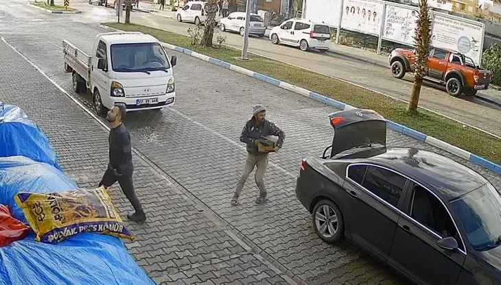 Antalya’da utandıran görüntüler! Üzeri kirli işçisini araba bagajında taşıyan kişiye ceza kesildi