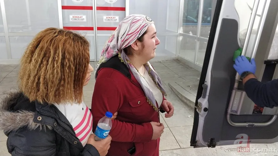 Pencereden düşen ikizlerden biri ağır yaralanırken, diğerini ise direğe tırmanan kurye kurtardı 6