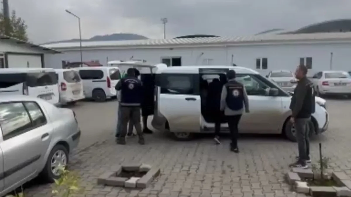 Osmaniye'de kaçak göçmen operasyonu: 4 kişi yakalandı