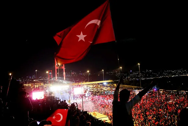 15 Temmuz'da ulaşım ücretsiz mi? Bugün İETT, metro, metrobüs, otobüs bedava mı? - 1
