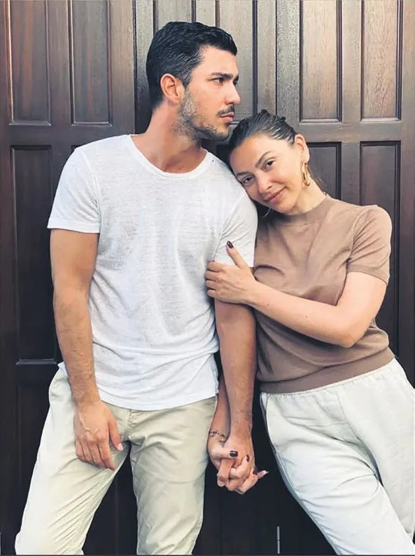 Kaan Yıldırım’dan Hadise’ye moral tatili