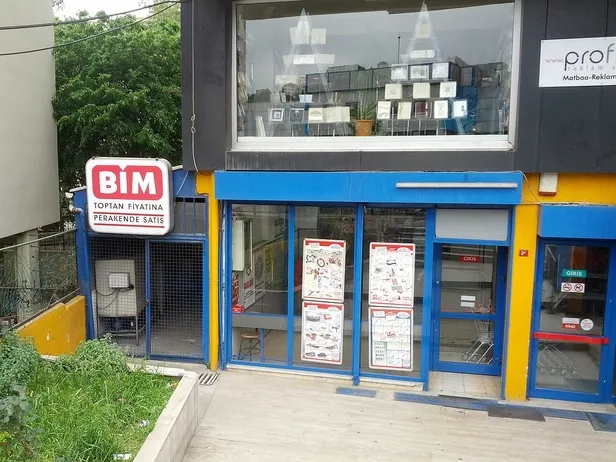 BİM 1 Eylül Cuma aktüel ürünler kataloğunda ne var? BİM’de bu hafta 4.799 TL’ye robot süpürge ve 1.799 TL’ye Airfryer geliyor