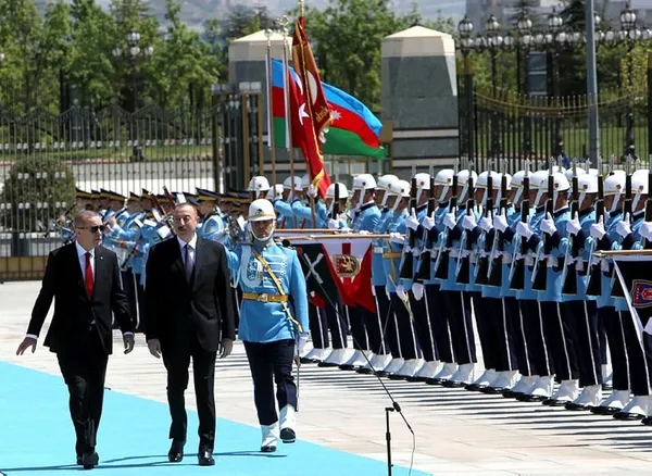 Fransız gazeteci Jean-Dominique Merchet'ten Başkan Erdoğan'a "oyun değiştirici lider" övgüsü - 6