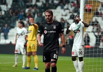 Caner Erkin'den göz kamaştıran performans
