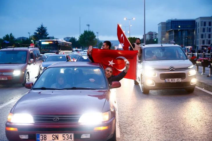 Türkiye’nin 81 ilinden Başkan Erdoğan’ın zaferinin sevinç görüntüleri! Başkan Erdoğan’ın konuşmaları…