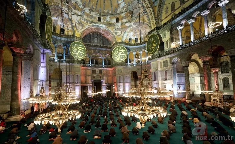 Ayasofya Camii'nde Regaip Kandili coşkuyla idrak edildi 12