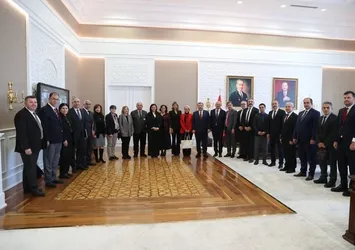 Türkiye’de sigara endüstrisine geçit yok! AK Partili Tuba Durgut'tan önemli proje